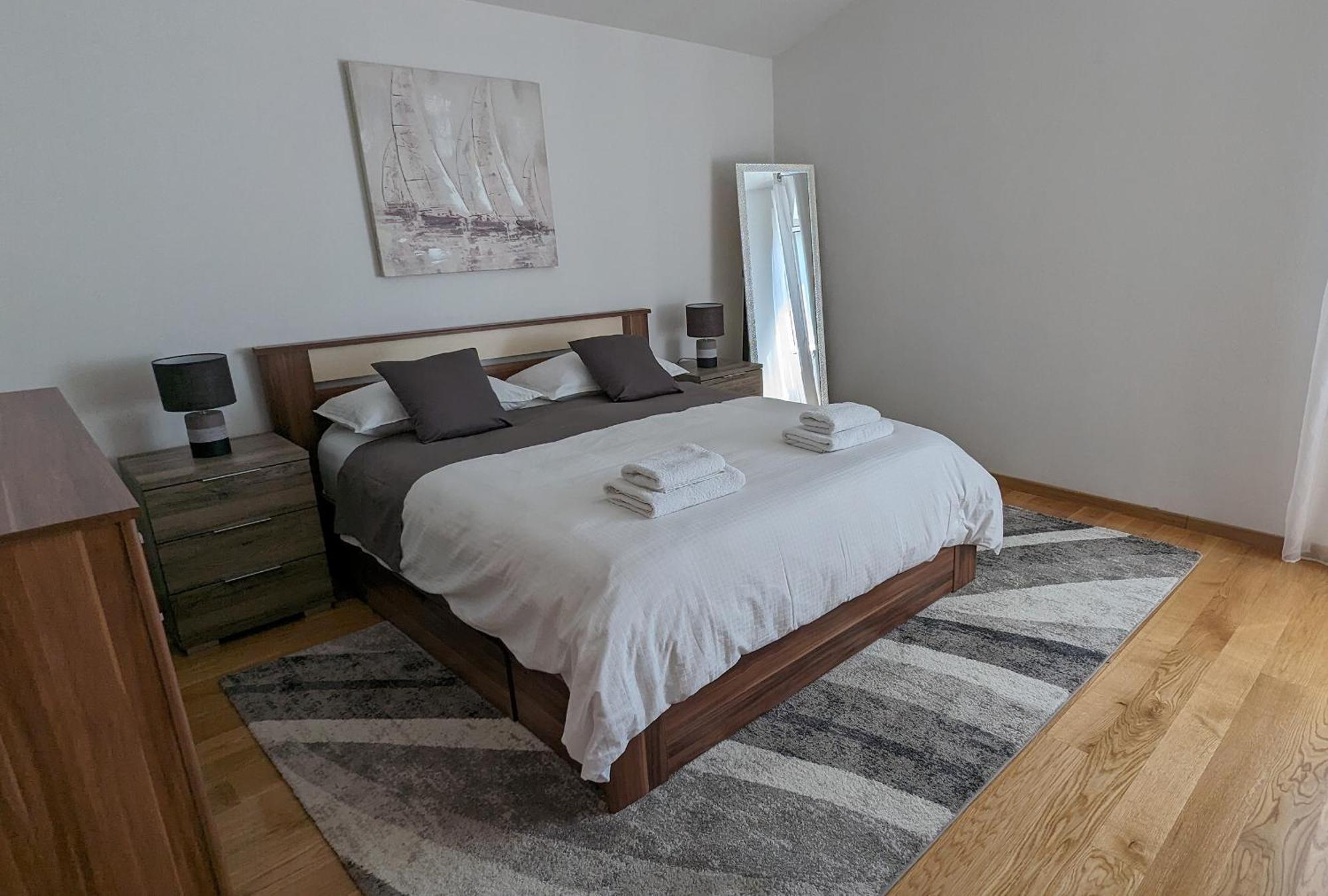 Prime Location Penthouse Apt With A Large Terrace Split Exterior photo
